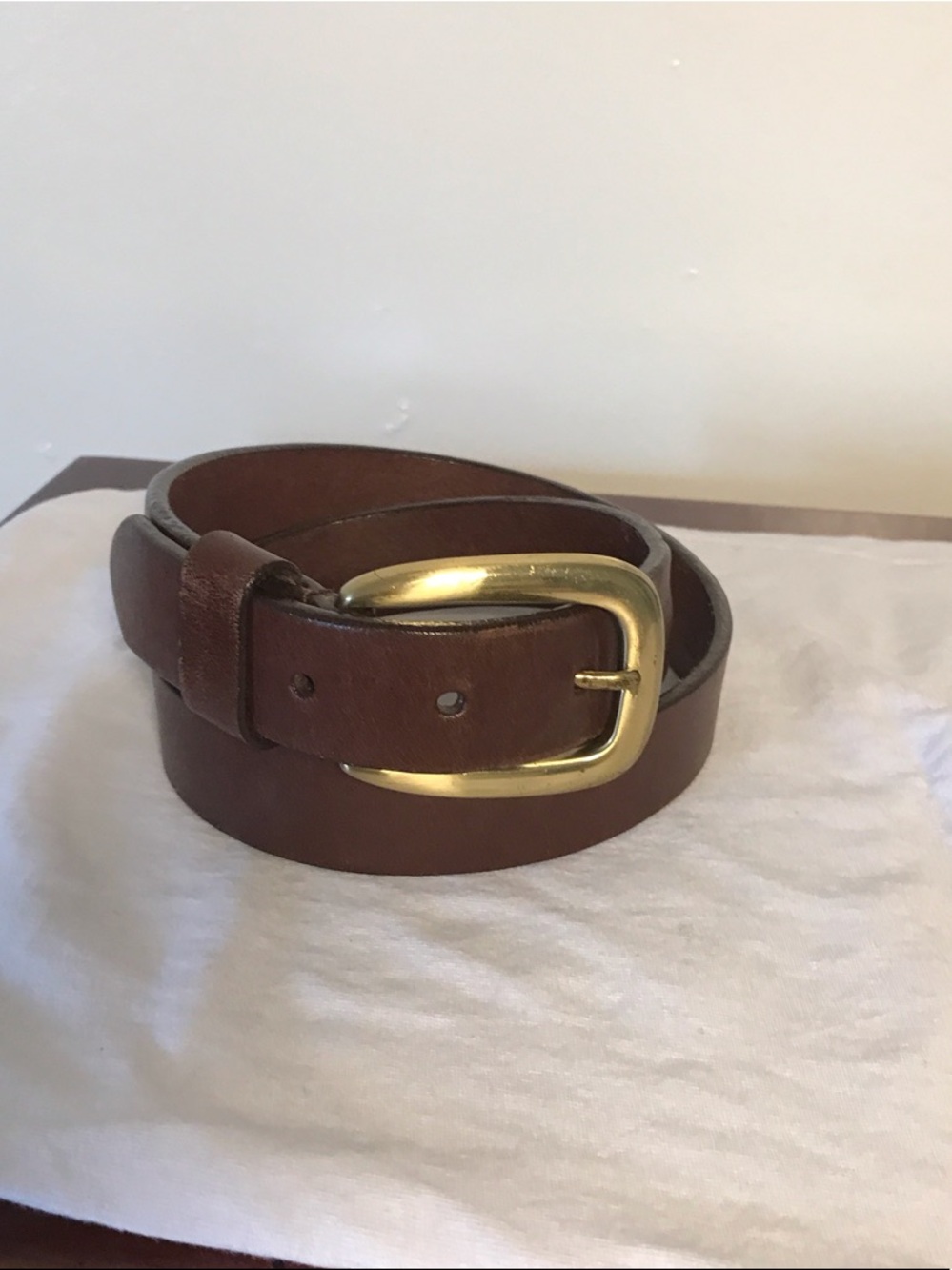 Classic Brown Leather unisex Belt with Brass Buckle 33 inch strap